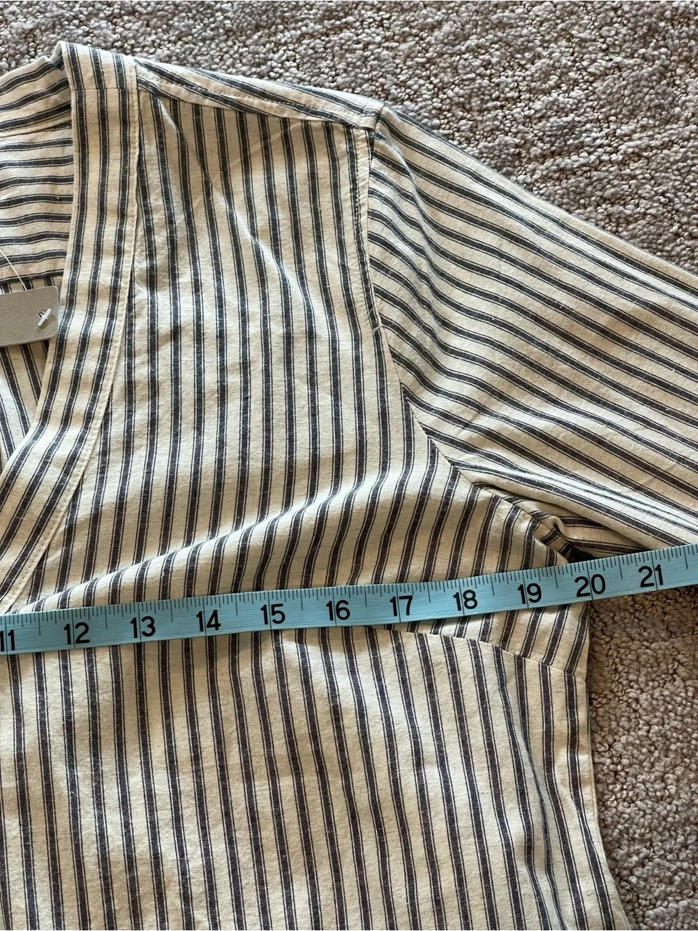 NWT J. Crew Point Sur Cream and Indigo Striped V-Neck Popover Blouse, Size S